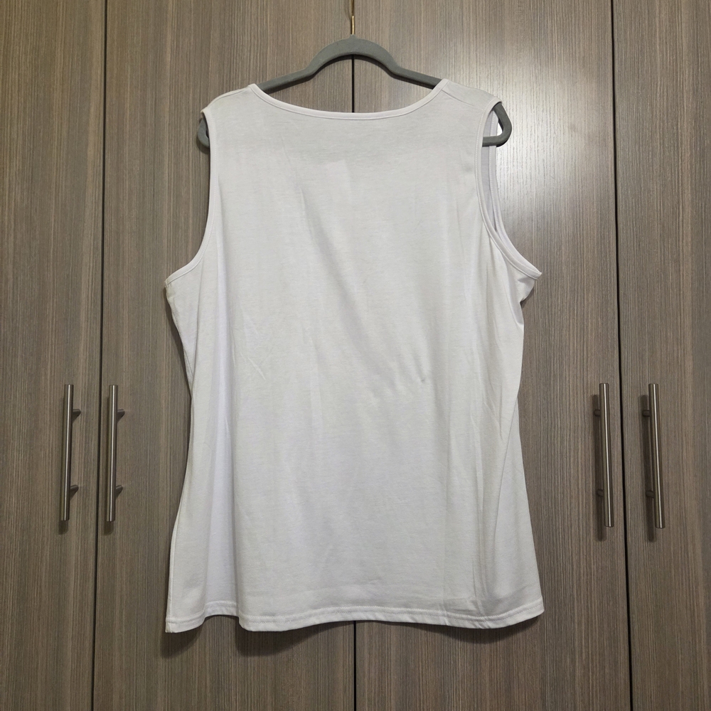 Sleeveless White Top - Picture 2 of 3